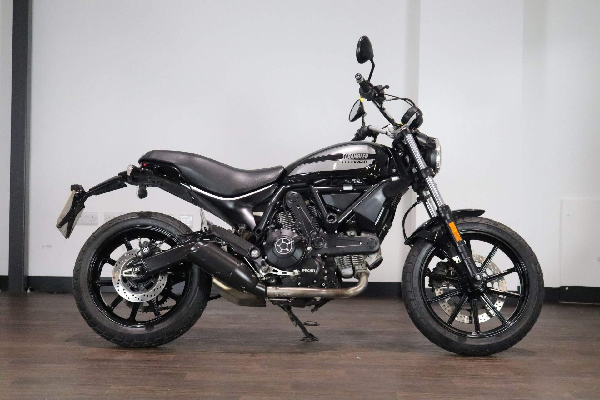 Ducati scrambler 400 store sixty2